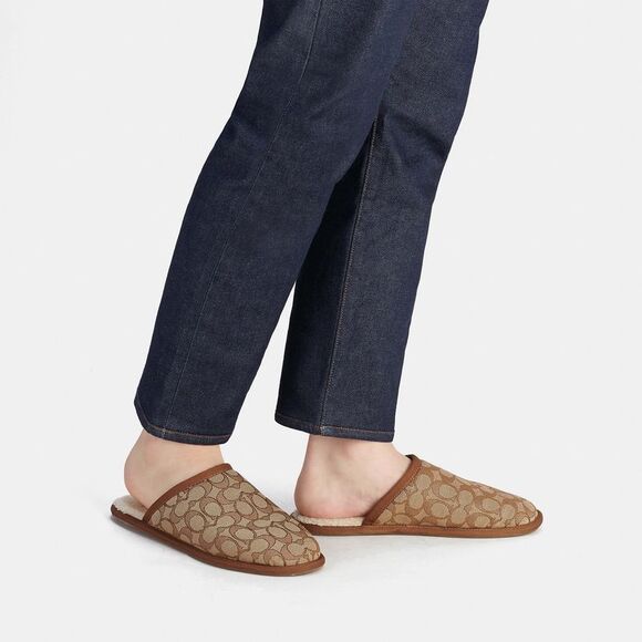 NWT Coach Outlet Slipper In Signature Jacquard - Picture 5 of 6
